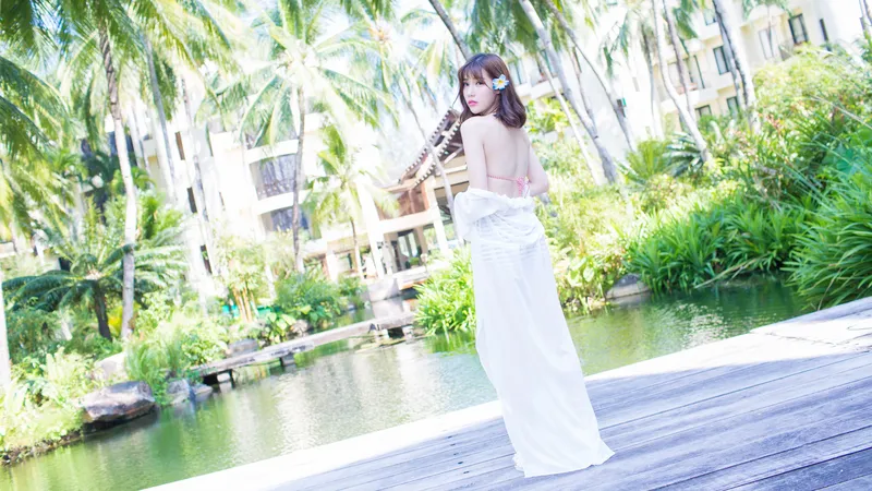 Sandy陈天扬 露背写真