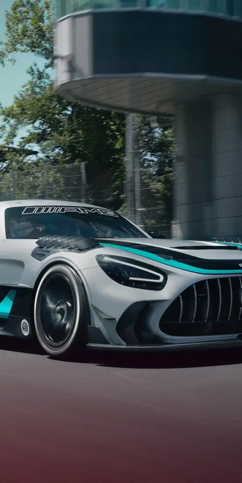 梅赛德斯-AMG GT2版W16