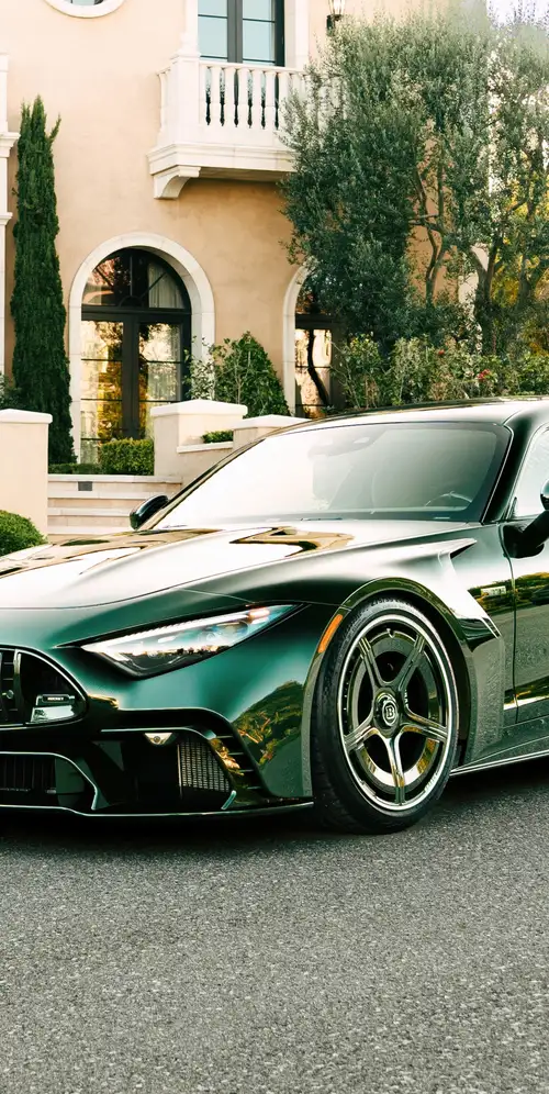 Brabus火箭GTS意味着绿色2025