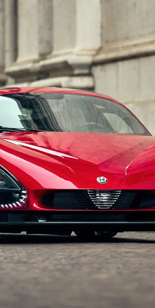 阿尔法·罗密欧33 Stradale超级跑车