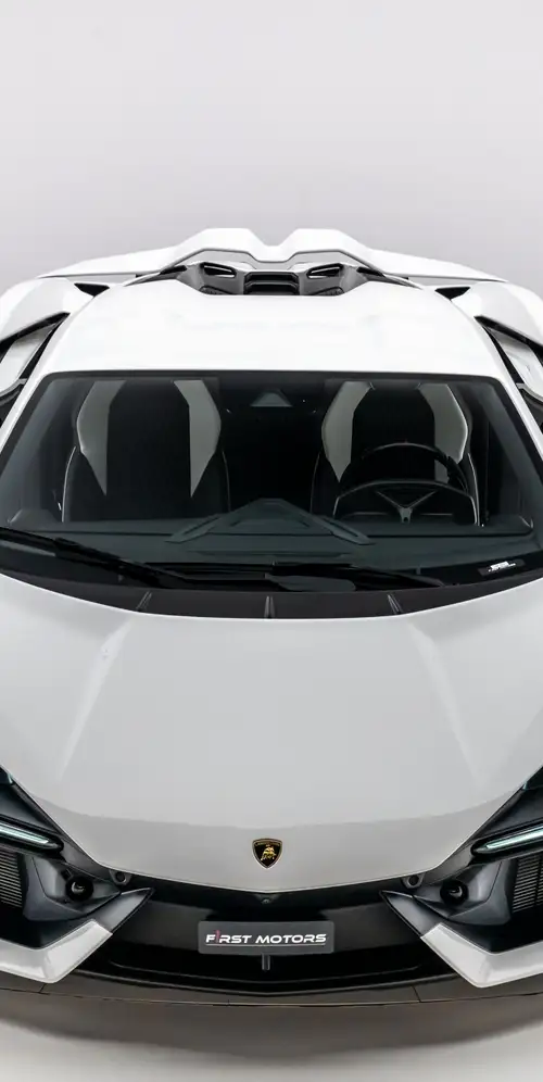 兰博基尼Revuelto White美学
