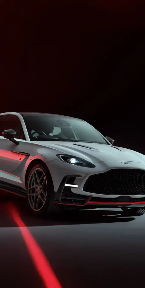 阿斯顿马丁DBX S 2025