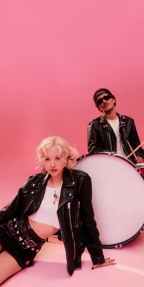 玫瑰和布鲁诺·马尔斯-美联社。