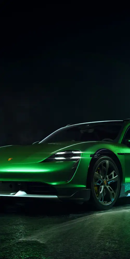 保时捷Taycan Turbo S Cross Turismo 2024