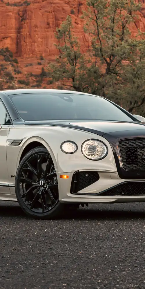 宾利飞驰速度豪华轿车