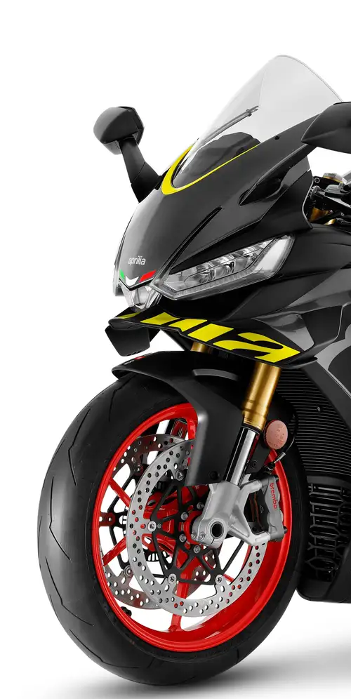 阿普利亚RSV4 2025