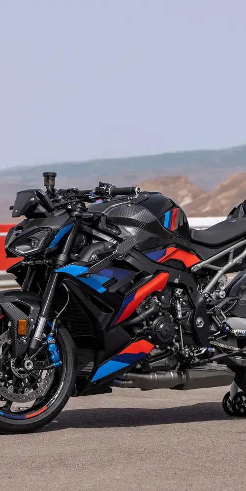 2024年宝马M 1000 R M大赛