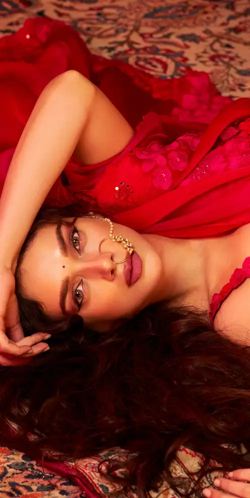 再见Rao Hydari Heeramandi