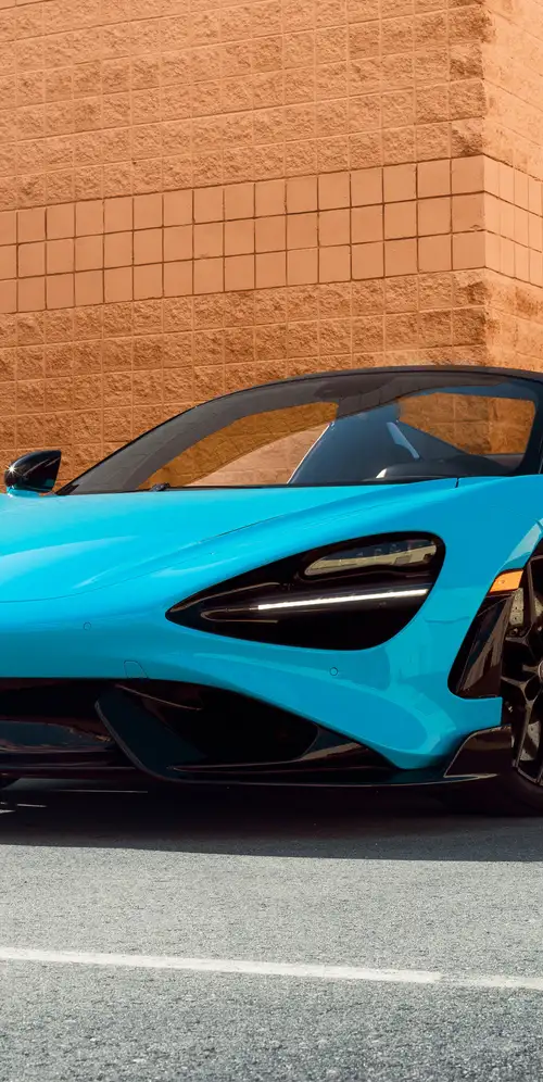 迈凯轮765LT Spider超级跑车