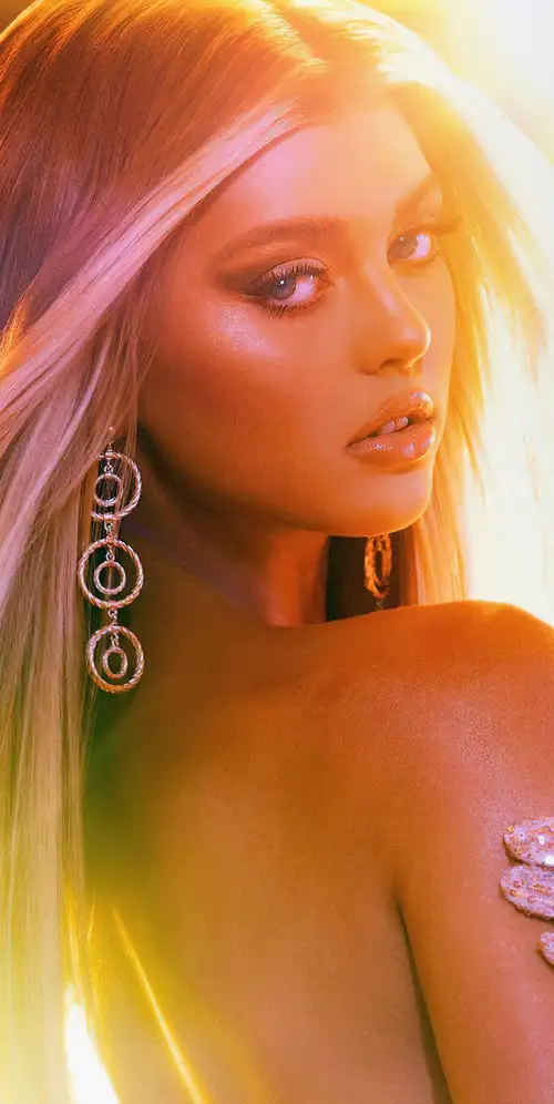 洛伦·格雷肖像