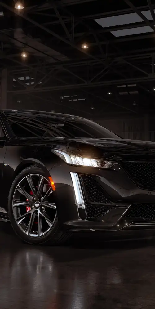 凯迪拉克CT5-V黑屏深色美学