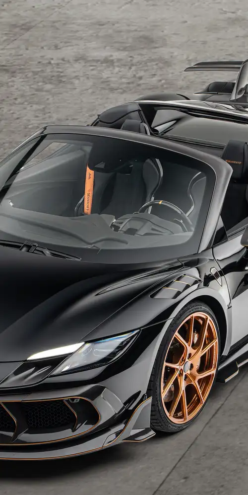 法拉利296 GTS曼索里·坦佩斯塔