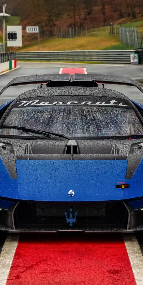 2024玛莎拉蒂MCXtrema