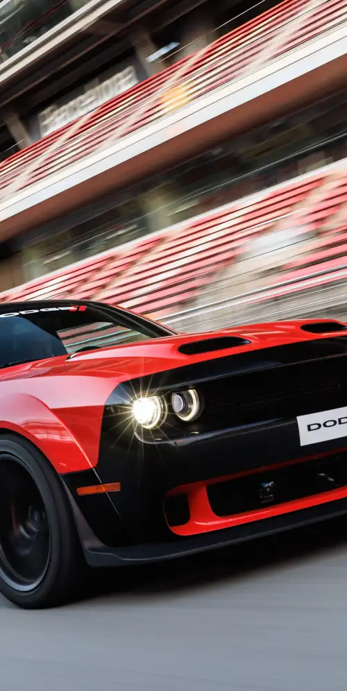 道奇挑战者SRT地狱猫安全车