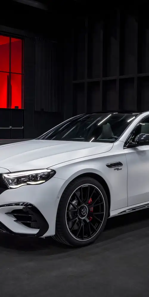 梅赛德斯AMG E 53混合动力4MATIC+2024