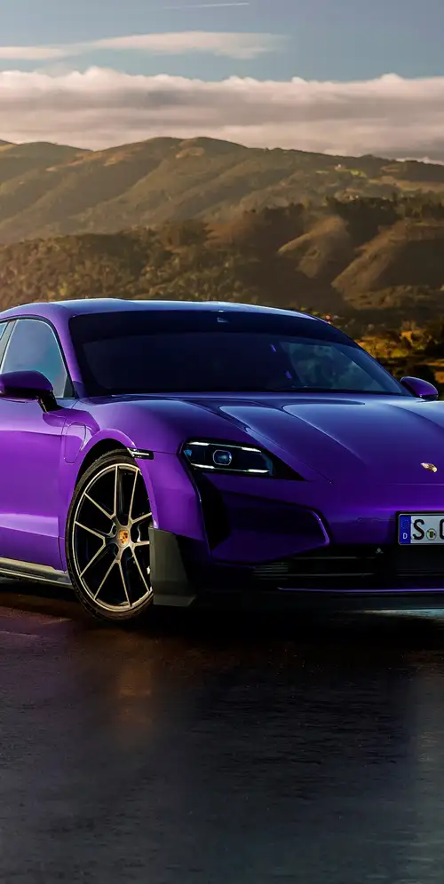 保时捷Taycan Turbo GT Weissach 2024套装