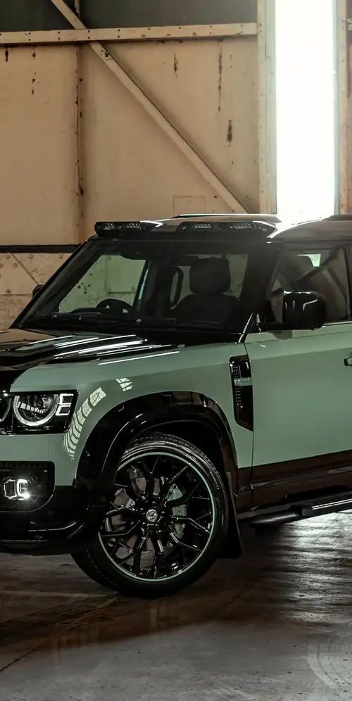 城市汽车路虎卫士