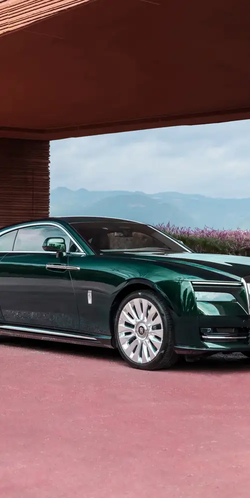 劳斯莱斯幽灵翡翠绿