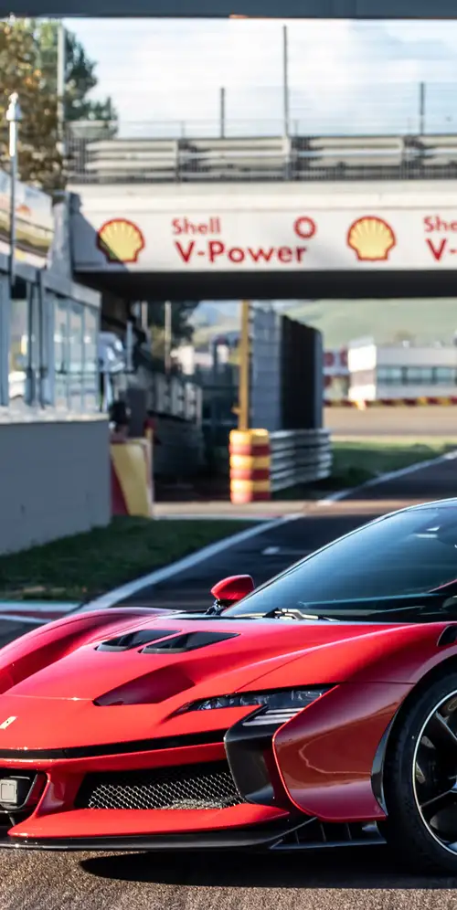 法拉利SF90 XX Stradale赛道