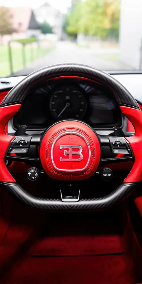 布加迪Chiron Pur运动内饰