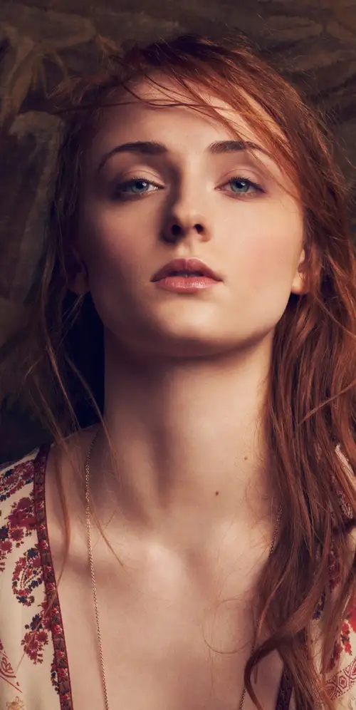 苏菲·特纳红发