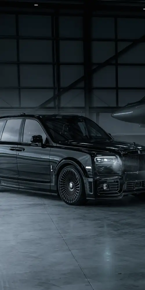 城市汽车劳斯莱斯库里南