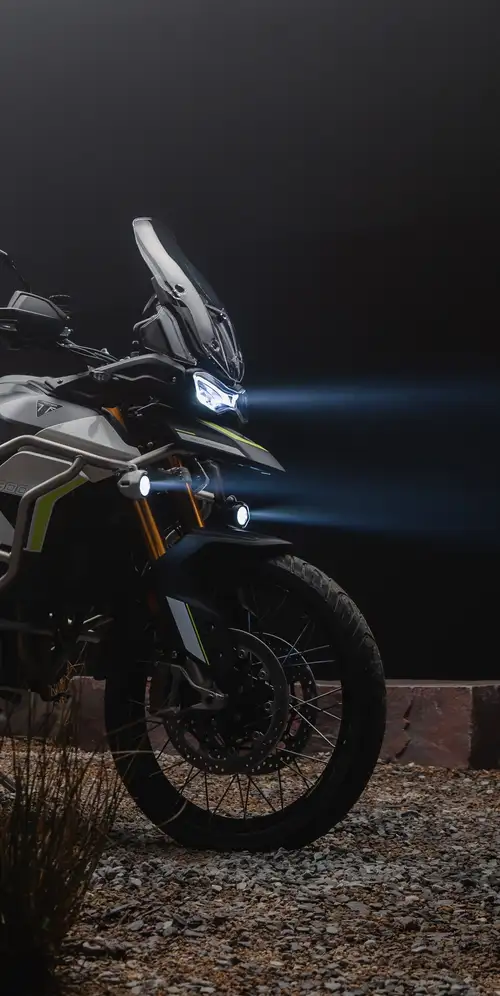 凯旋虎900拉力阿拉贡版