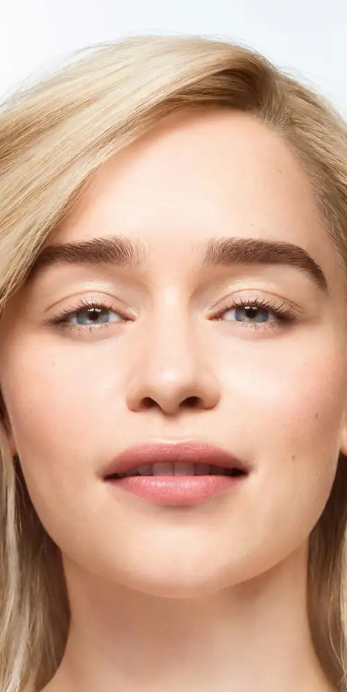 艾米莉亚·克拉克10K