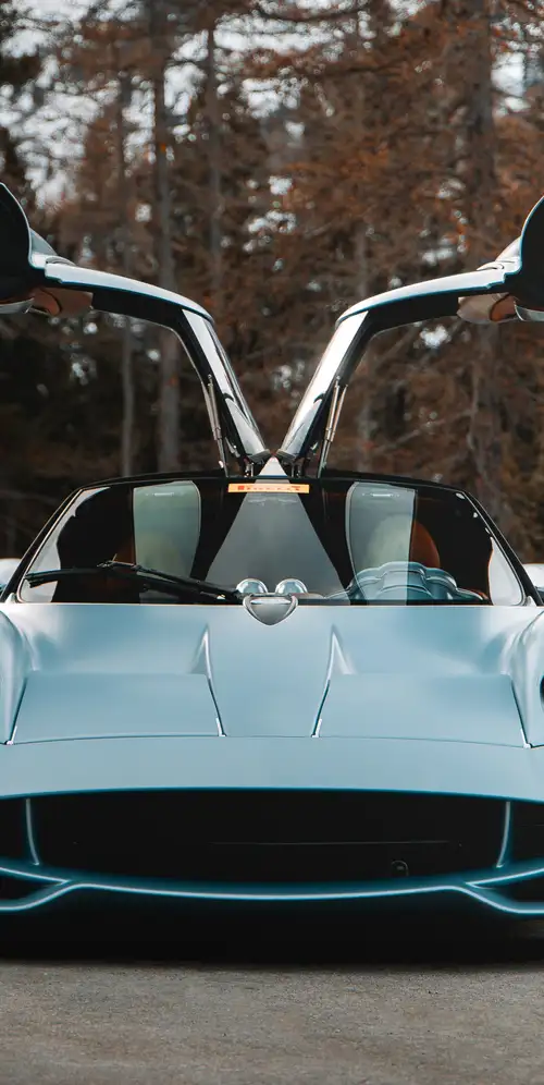 帕加尼Huayra Codalunga跑车