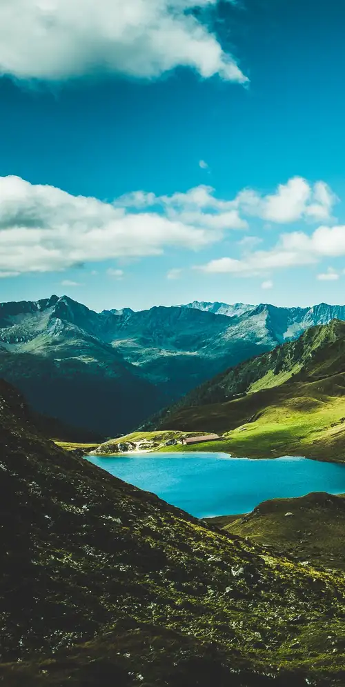 卡达尼奥·皮奥拉湖山谷
