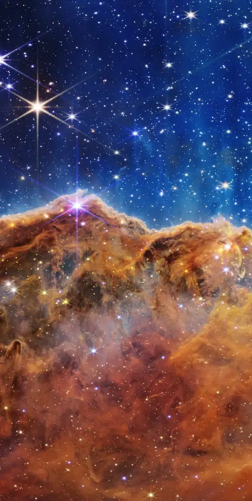 船底座星云宇宙悬崖