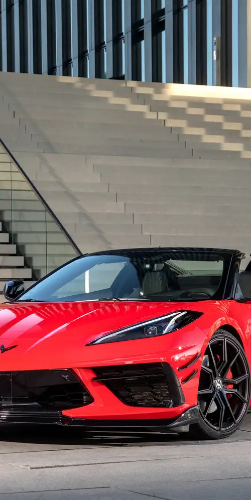 红色雪佛兰Corvette黄貂鱼敞篷车