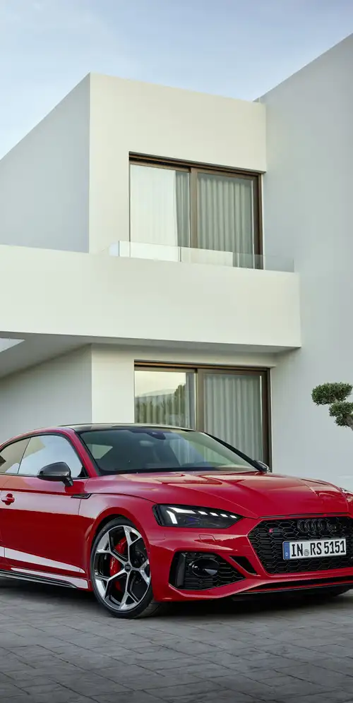 2022年奥迪RS 5 Coupé比赛