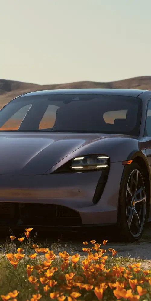 保时捷Taycan Turbo S Cross Turismo 2022