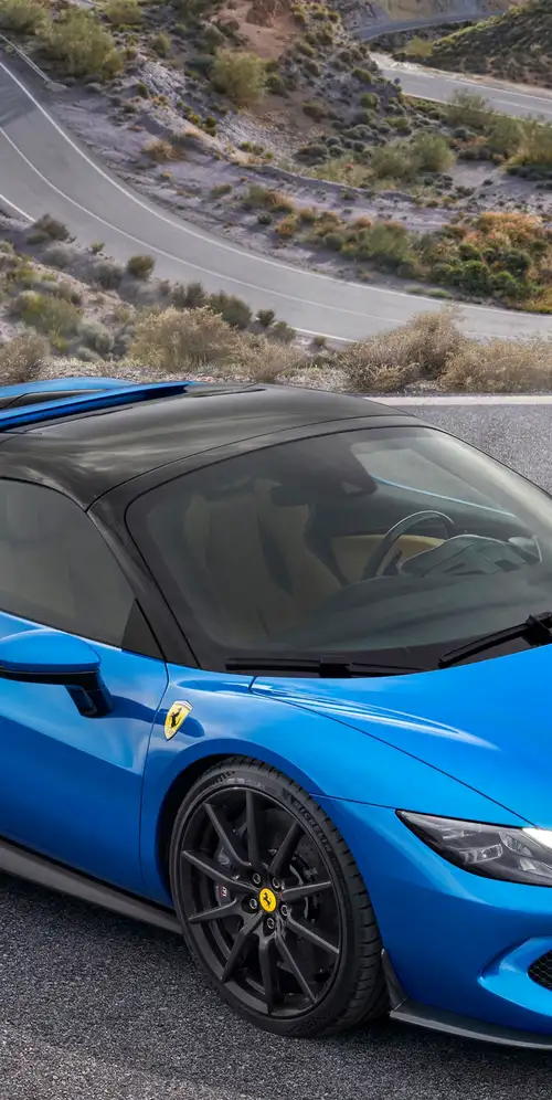 法拉利296 GTS跑车