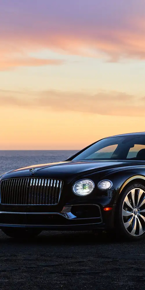 宾利Flying Spur混合动力汽车