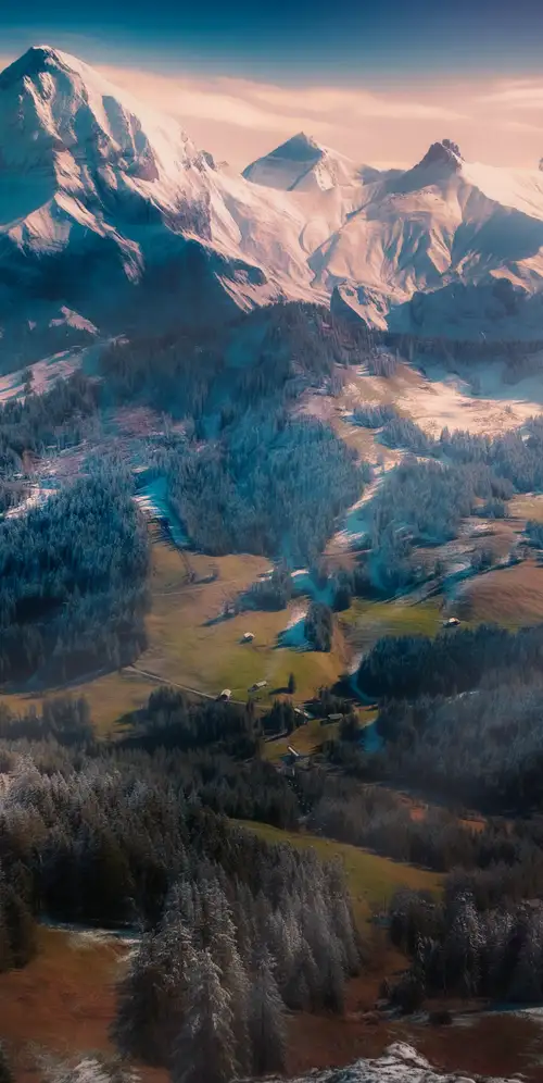 瑞士阿尔卑斯山冬季景观