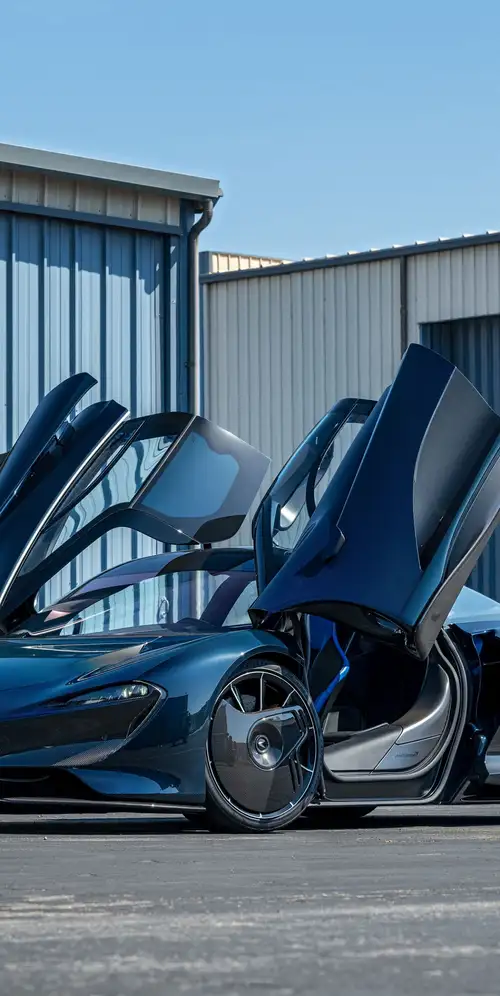 迈凯轮Speedtail混合动力跑车