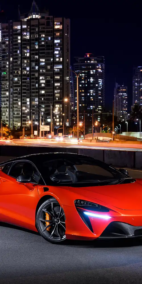 迈凯轮Artura混合动力超级跑车