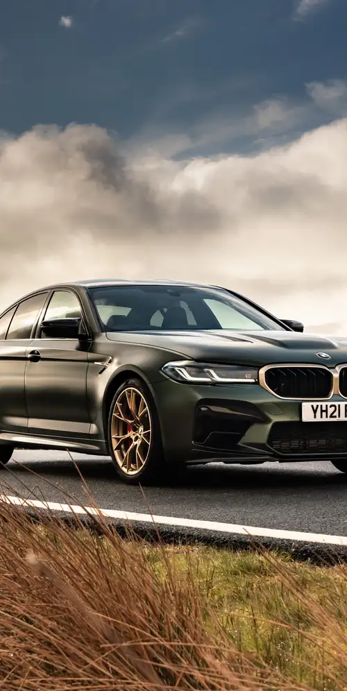 宝马M5 CS高性能轿车