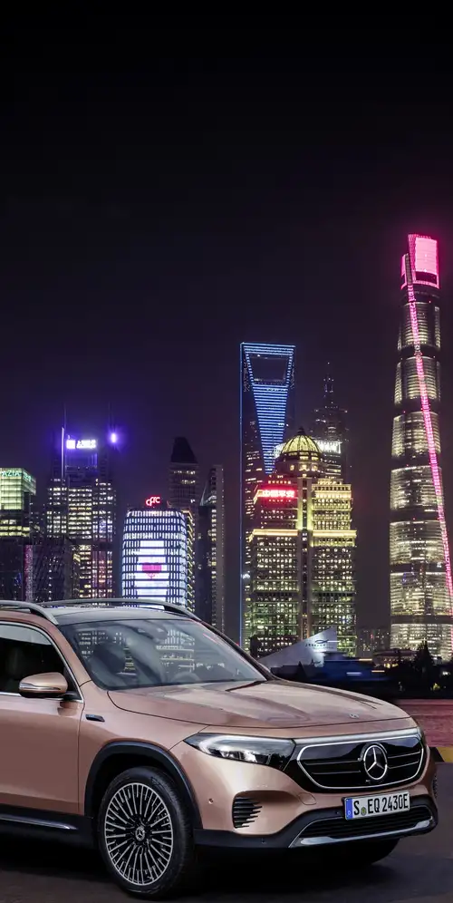 梅赛德斯-奔驰EQB 350 4MATIC电动艺术系列