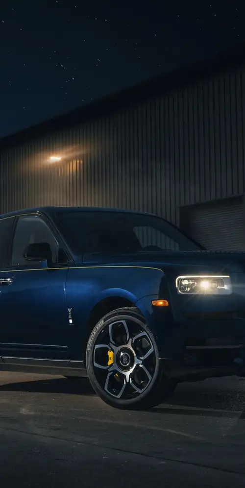 2021劳斯莱斯库里南黑色徽章