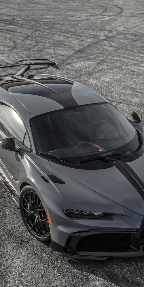 布加迪Chiron Pur黑色跑车