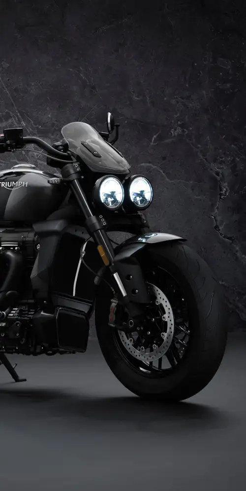 凯旋火箭3 GT三重黑色限量版