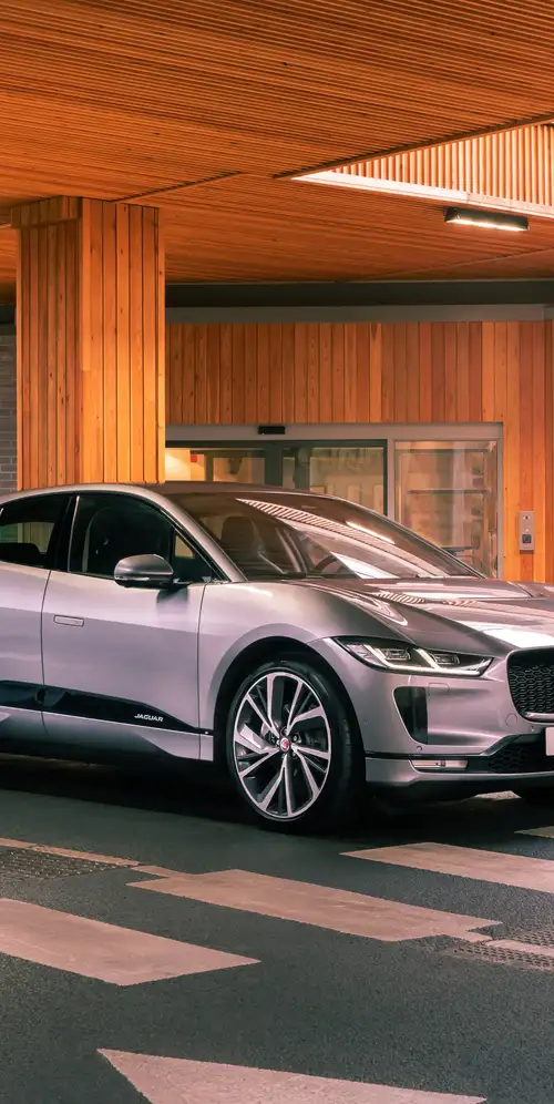 2021年捷豹I-Pace EV400全轮驱动S黑色套装