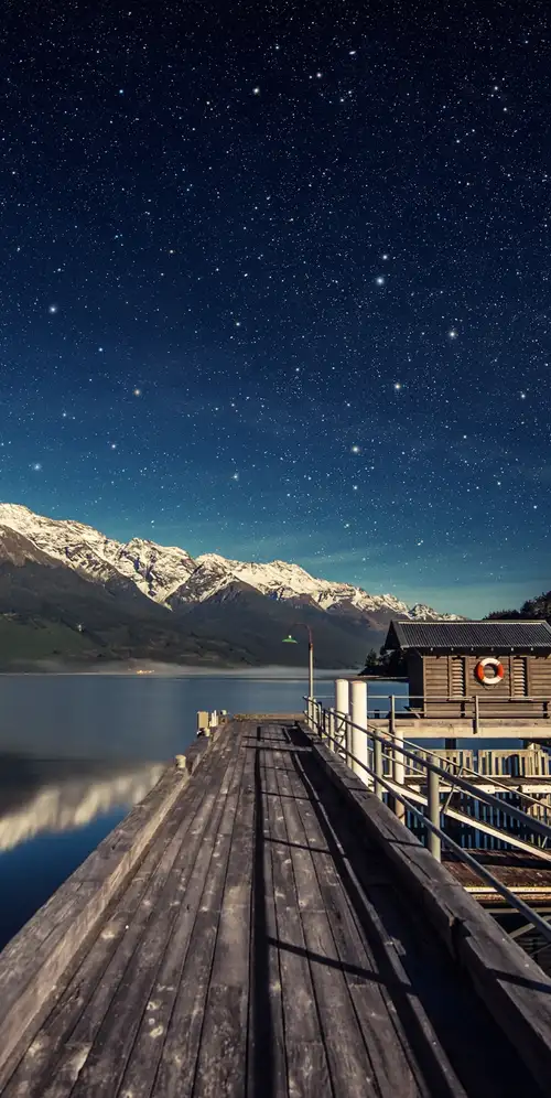 瓦卡蒂普湖码头