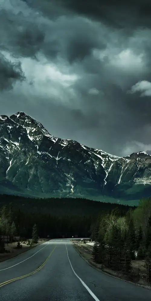 加拿大落基山脉无尽之路