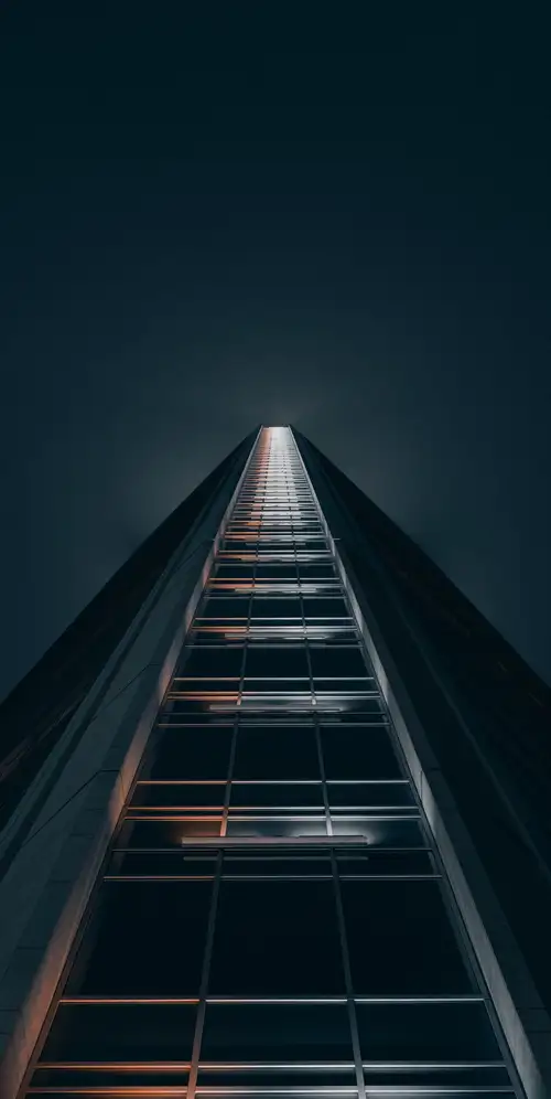 高层建筑低角度摄影