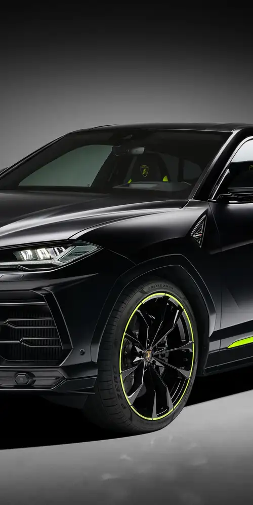 兰博基尼Urus石墨胶囊黑色轿车