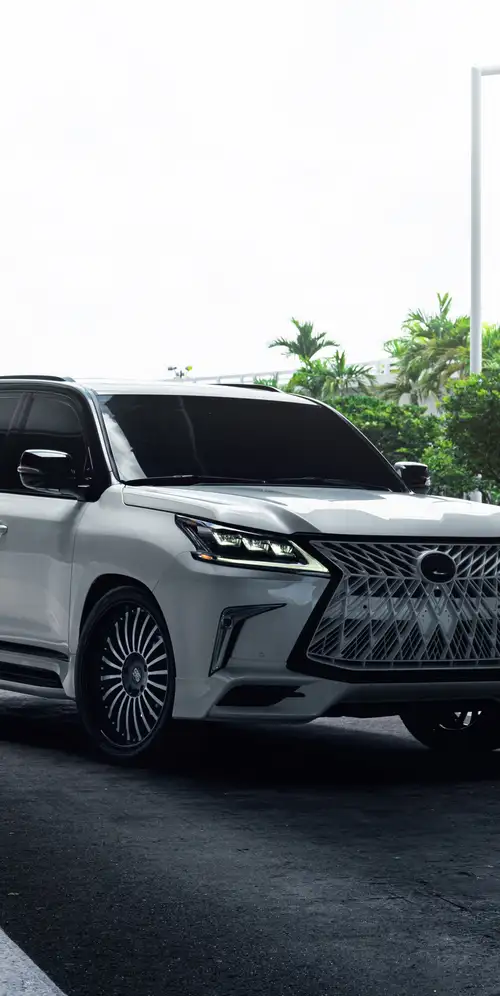 雷克萨斯LX 570豪华SUV